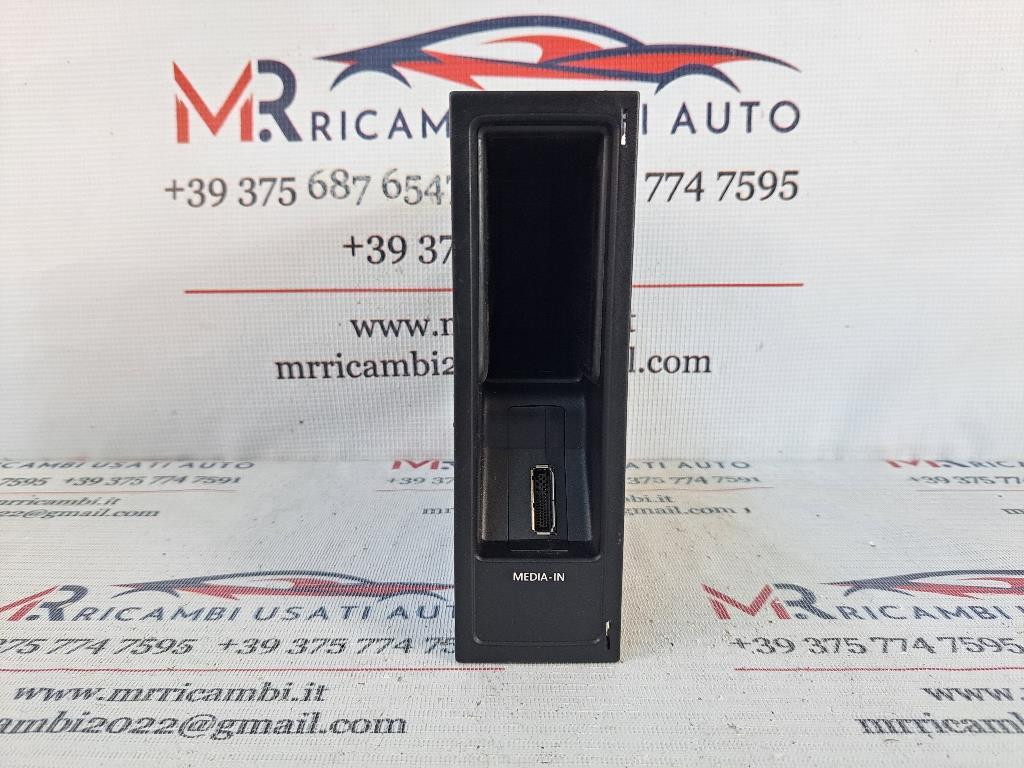 Presa AUX/USB VOLKSWAGEN Eos Serie (1F7) (06>10)