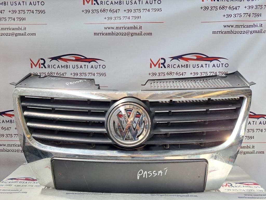 Griglia Anteriore VOLKSWAGEN Passat Berlina 4° Serie