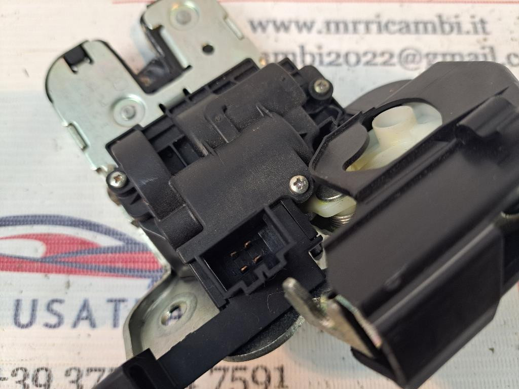 Serratura portellone posteriore AUDI A3 Serie (8P1) (03>05)