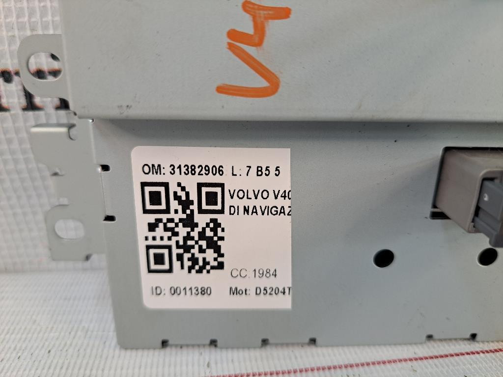 Display VOLVO V40 Serie (16>)