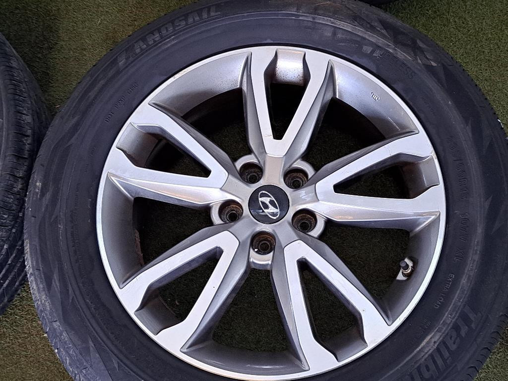 Cerchi completi di gomme (Gomme in omaggio) HYUNDAI Santa Fe 4° Serie
