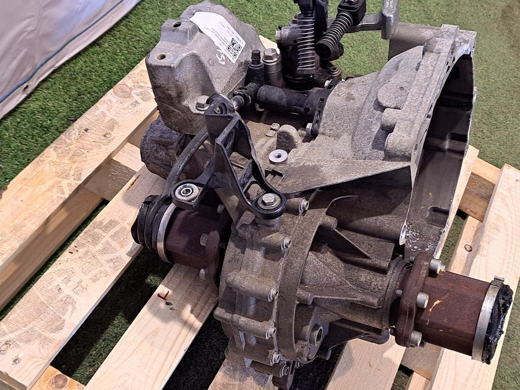 Cambio Manuale Completo SKODA Octavia Berlina 4° Serie