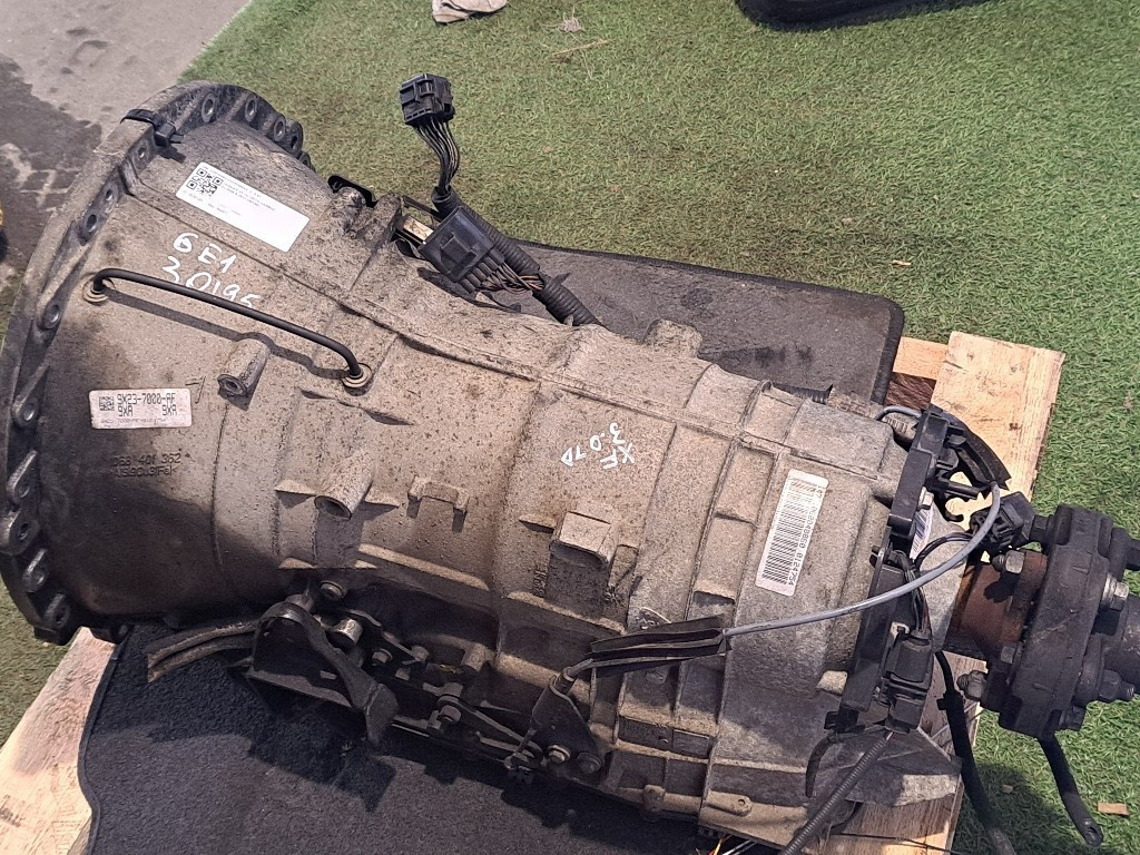 Cambio Automatico con convertitore di coppia JAGUAR XF Serie (11>15)