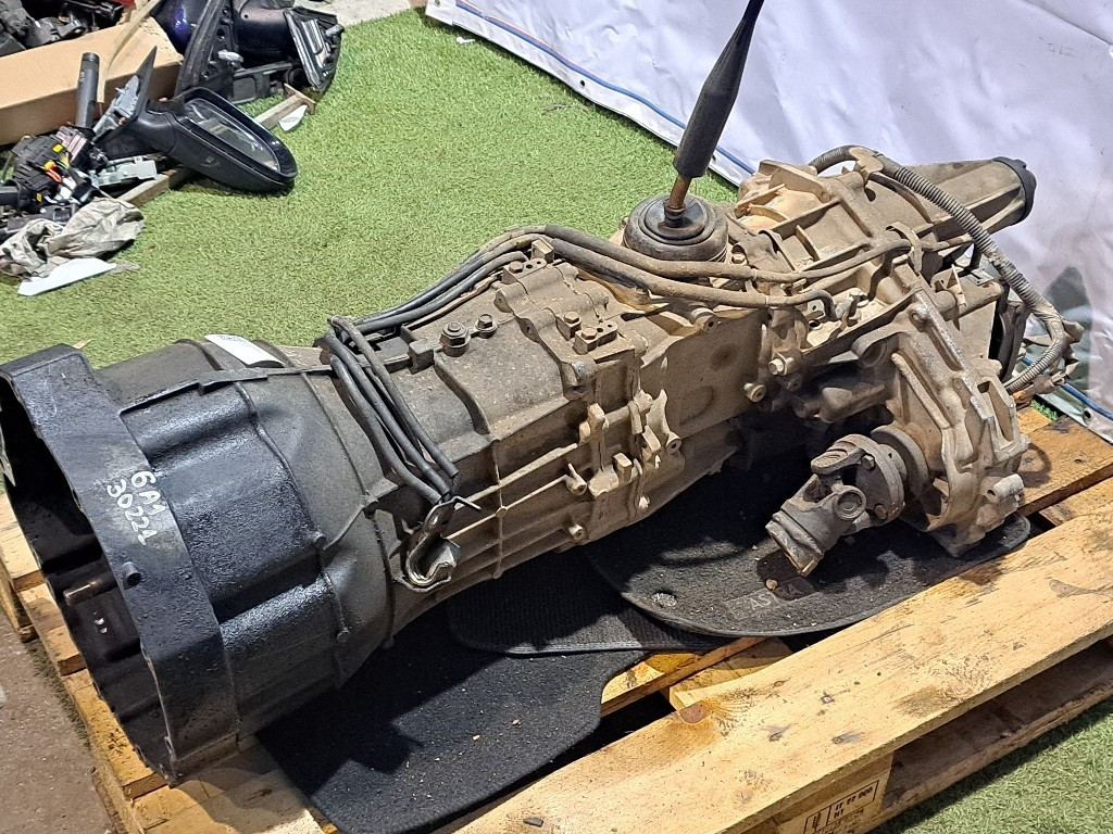 Cambio Manuale Completo NISSAN Navara Serie (05>15)