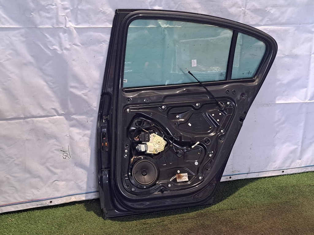 Portiera Posteriore Destra VOLKSWAGEN Passat Berlina 5° Serie
