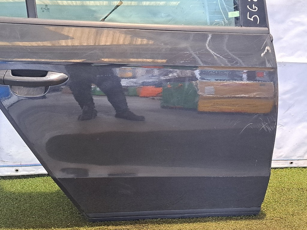 Portiera Posteriore Destra VOLKSWAGEN Passat Berlina 5° Serie