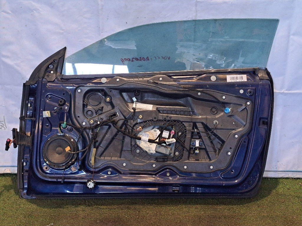 Portiera anteriore Destra VOLKSWAGEN Scirocco Serie (137) (08>14)