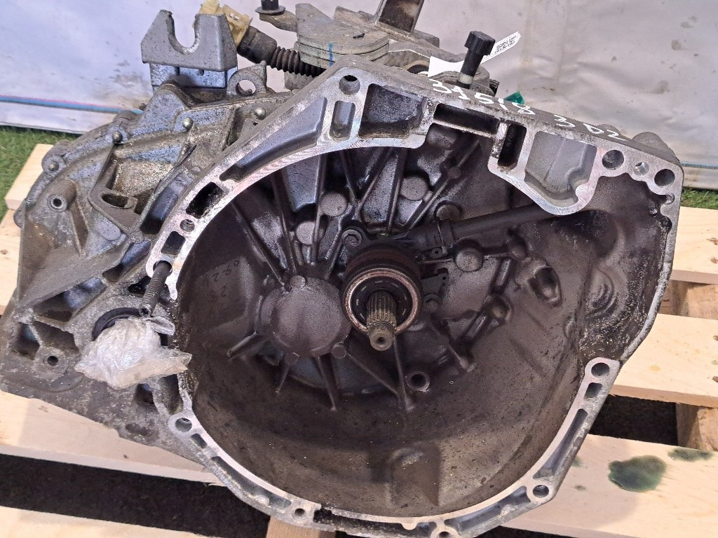 Cambio Manuale Completo NISSAN Juke Serie F15