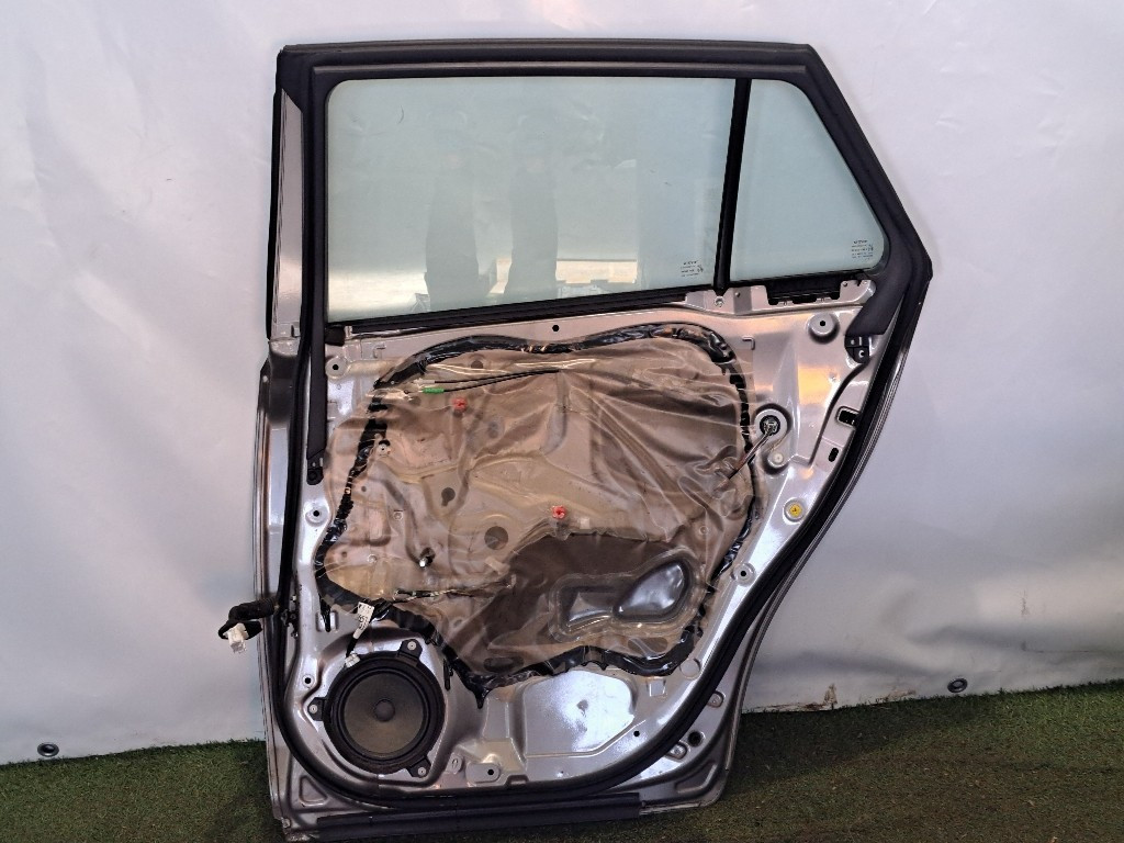 Portiera Posteriore Destra TOYOTA Avensis Berlina 3° Serie