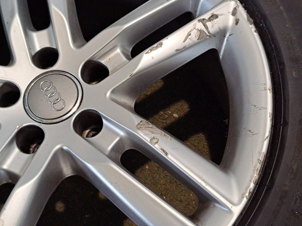 Cerchi completi di gomme (Gomme in omaggio) AUDI A6 Berlina Serie C7 (4GC) (11>)