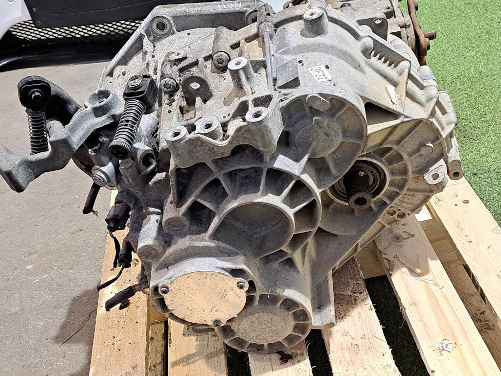 Cambio Manuale Completo VOLKSWAGEN Tiguan 2° Serie