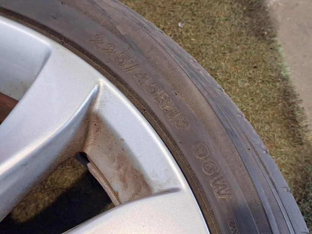 Cerchi completi di gomme (Gomme in omaggio) MAZDA 6 3 serie Berlina (12>)