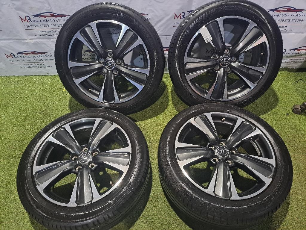 Cerchi in lega TOYOTA Avensis S. Wagon 3° Serie