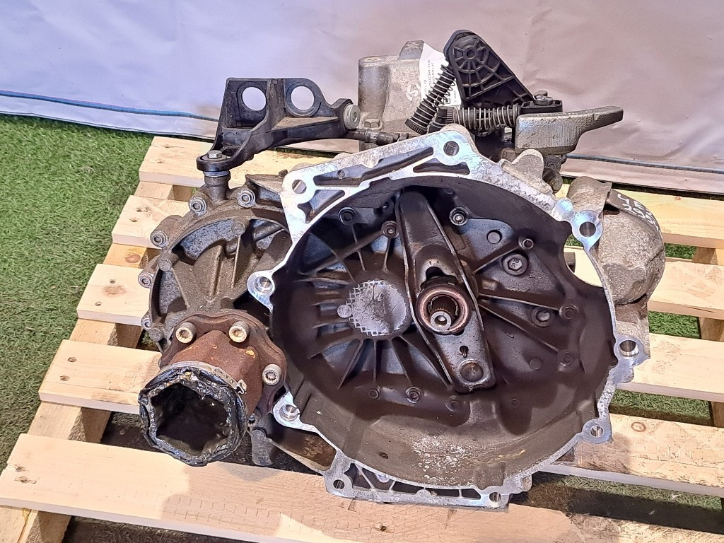 Cambio Manuale Completo SKODA Octavia Berlina 4° Serie