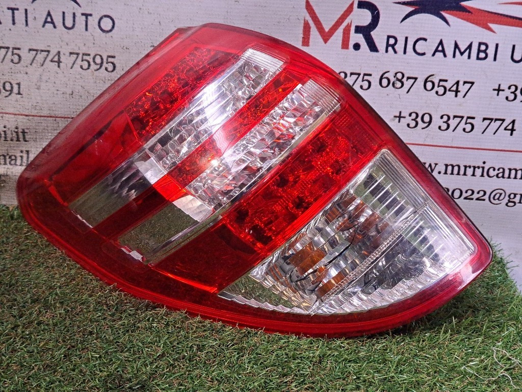Stop fanale Posteriore Sinistro a LED TOYOTA Rav4 4° Serie
