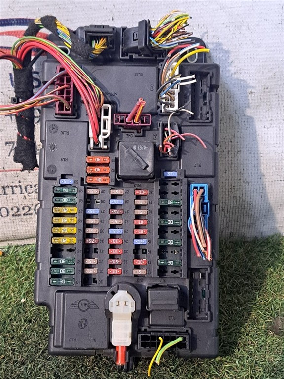 box contenitore porta fusibili MINI One 2° Serie