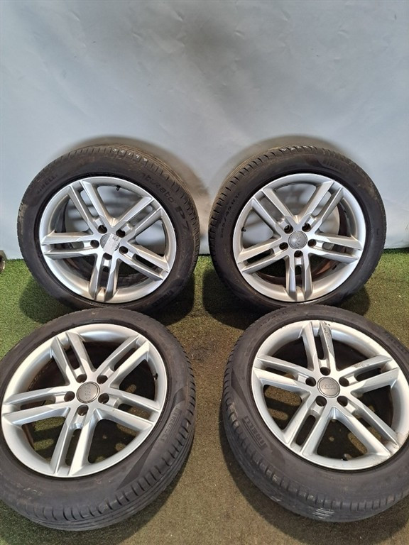 Cerchi completi di gomme (Gomme in omaggio) AUDI A6 Berlina Serie C7 (4GC) (11>)
