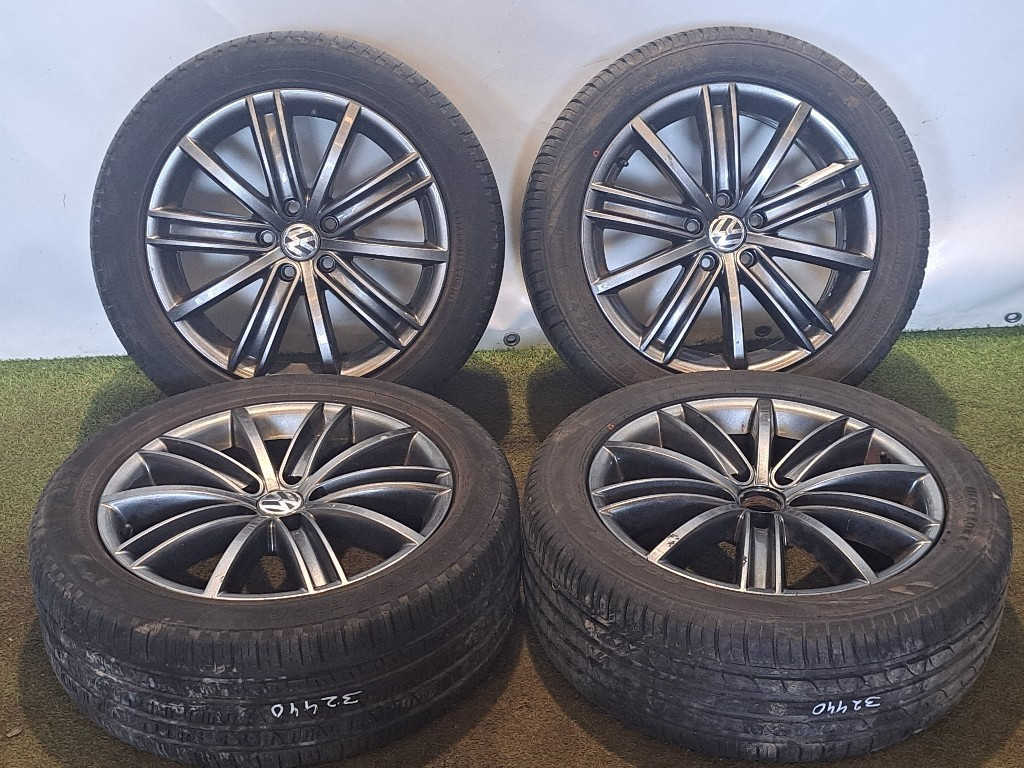 Cerchi completi di gomme (Gomme in omaggio) VOLKSWAGEN Tiguan 2° Serie